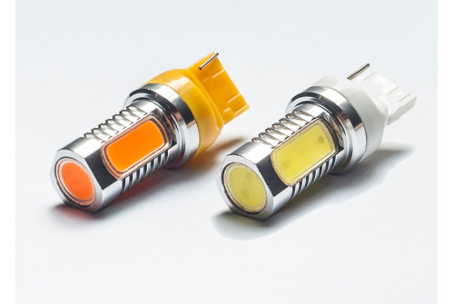 LED-lampa T20 W21W med 4 CREE LED och metallbas för Subaru och japanska bilmodeller