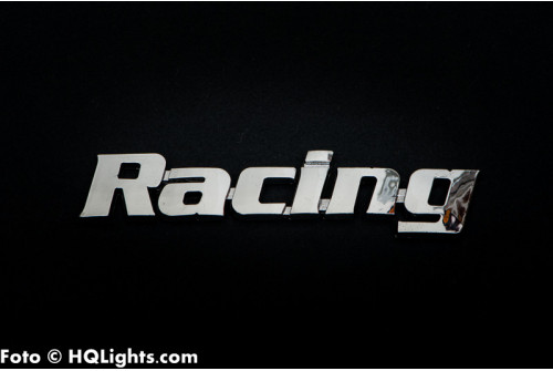 Emblem i plast, Racing