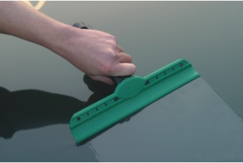 Vikan Water Squeegee 25 cm for efficient water removal from vehicle surfaces
