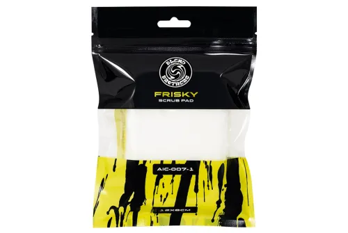 Dual-sided scrub pad 12x8cm with double fibre from Blend Brothers for car washing and detailing