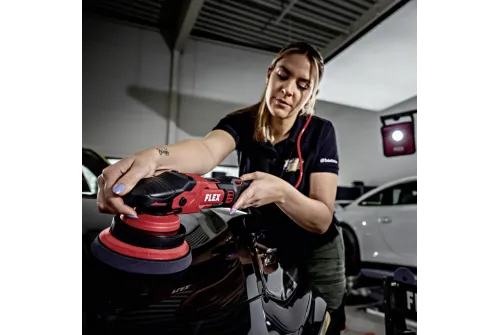 FLEX DA Polermaskin XFE 2-15 150 EC C med 1400W motor och 15mm slaglängd för professionell polering