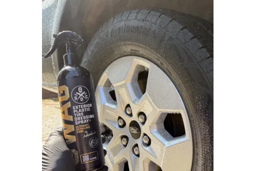 SWAG Exterior Plastic and Tire Dressing Spray 500ml bottle for car trim and tyre care
