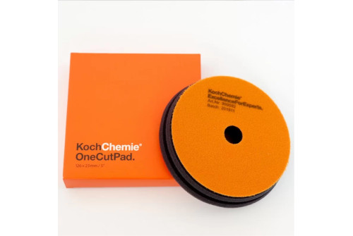 Koch Chemie Poleringsdyna Medelgrov 126mm Foam Pad med avfasade kanter för maskinpolering