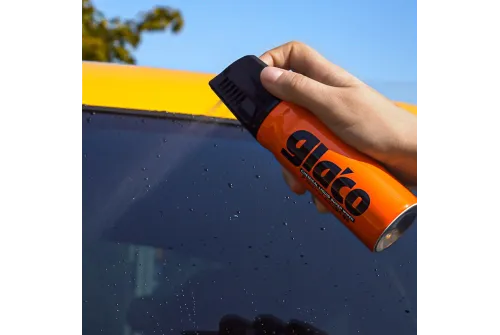 Soft99 Glaco „W” Jet Strong – łatwa i szybka w użyciu niewidzialna wycieraczka 180ml