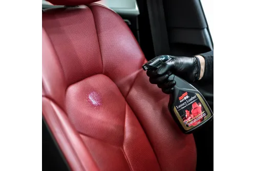 Soft99 Luxury Leather – czyści i odżywia tapicerkę skórzaną 500ml