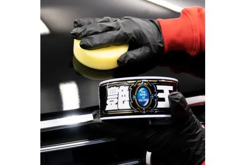 SOFT99 Car Wax Dark Paint 300g paste container for black and dark paint finishes