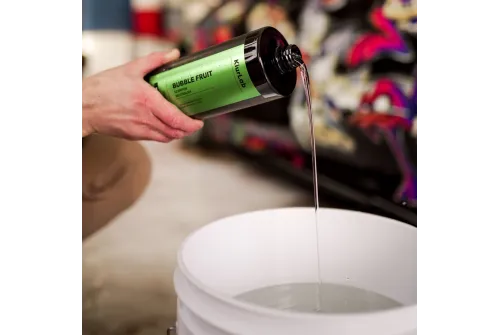 KiurLab Bilschampo pH-neutralt koncentrat 20 liter förpackning med grapefruktdoft