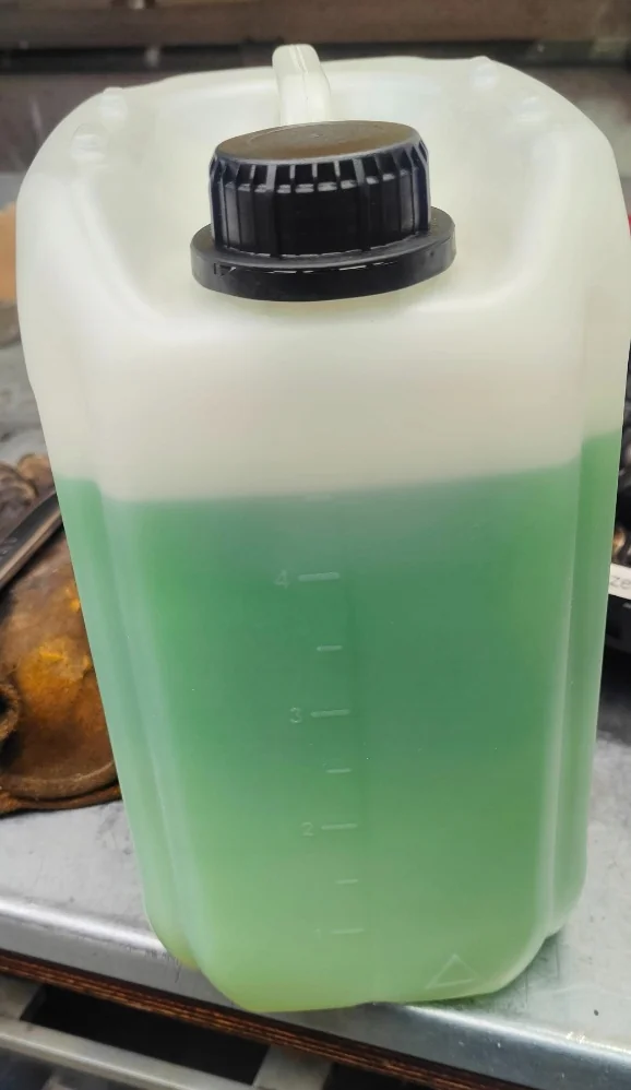 Other Active Foam Degreaser Phosphate-Free 5kg for professional cleaning of vehicles and workshop floors