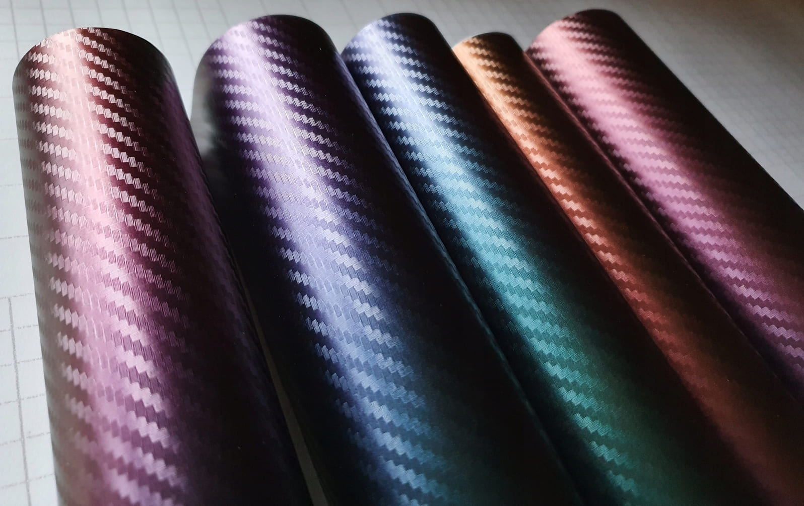 Wrapping vinyl foil , 3D carbon fibre look, chameleon color gold-pink, price for 10 x 152 cm