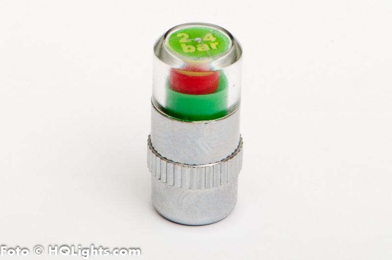 Air vent cap, universal kit (4pcs), chrome, with tire pressure warning, for 2.4 bar (36PSI)