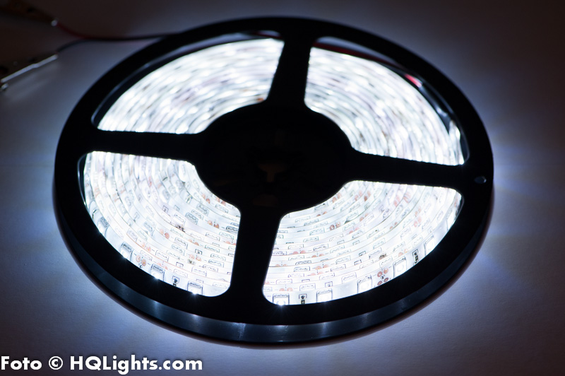 Flexible LED stripe roll, 5 meters, 300 LEDs white