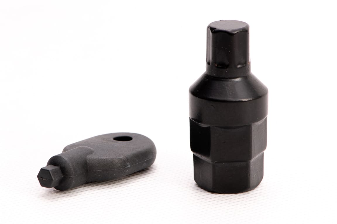 Rays Volk Racing Wheel nuts M12 x 45 mm 60°, steel, 20 pcs incl. adapter and tool