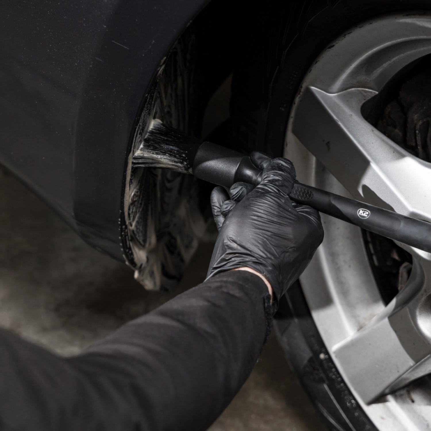 K2 Detailing Brush M325 Strong with extra stiff 30mm bristle for cleaning engine bays and wheel arches