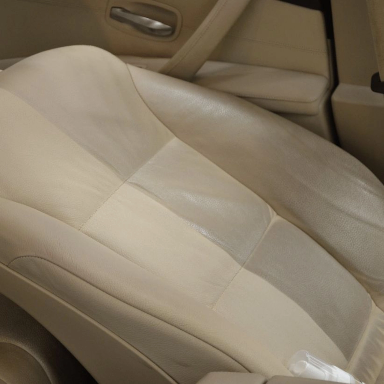 K2 Auron Leather Care Kit with cleaning foam, protectant, brush and microfibre cloth for car upholstery