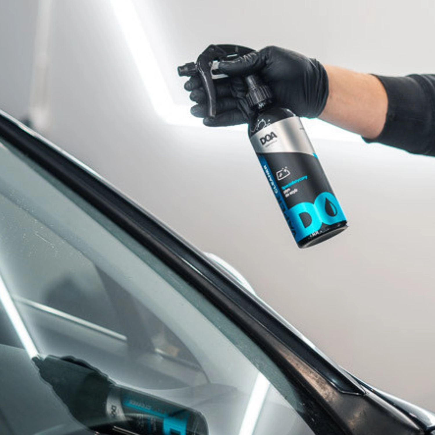 DOA Vaper Glass Cleaner 500ml sprayflaska för rengöring av bilrutor från e-cigarettbeläggningar