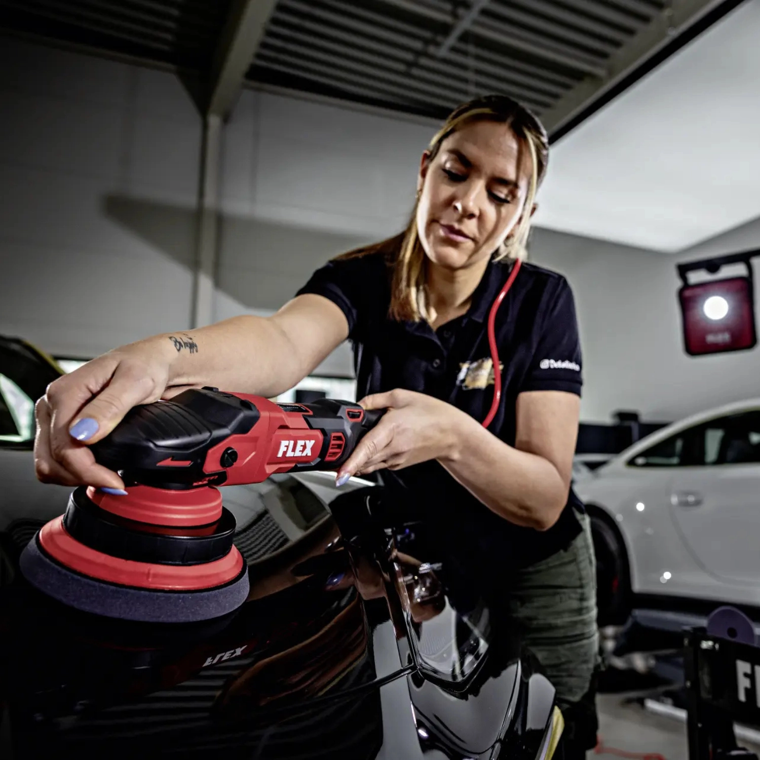 FLEX DA Polisher XFE 2-15 150 EC C with 1400W motor and 15mm throw for professional polishing