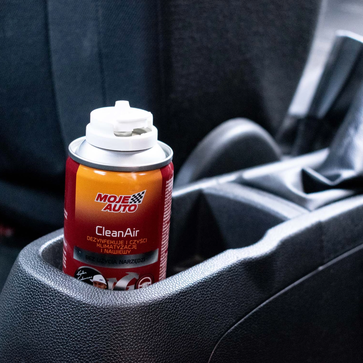 Self-discharging air conditioning and ventilation odour eliminator with New Car scent by MA Pro Detailing