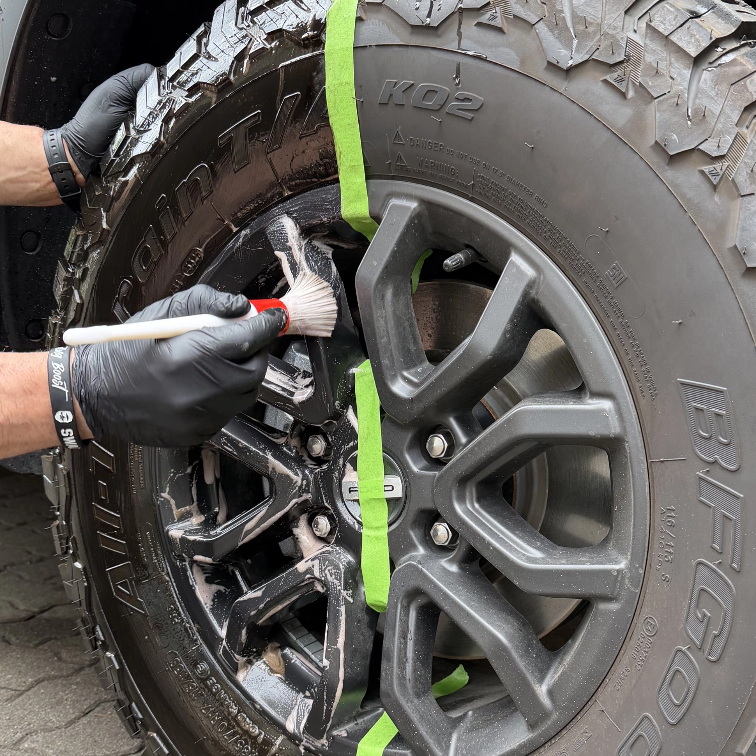 SWAG Detailing Cosmetics 5 litre alkaline wheel and tyre cleaner for effective wheel washing
