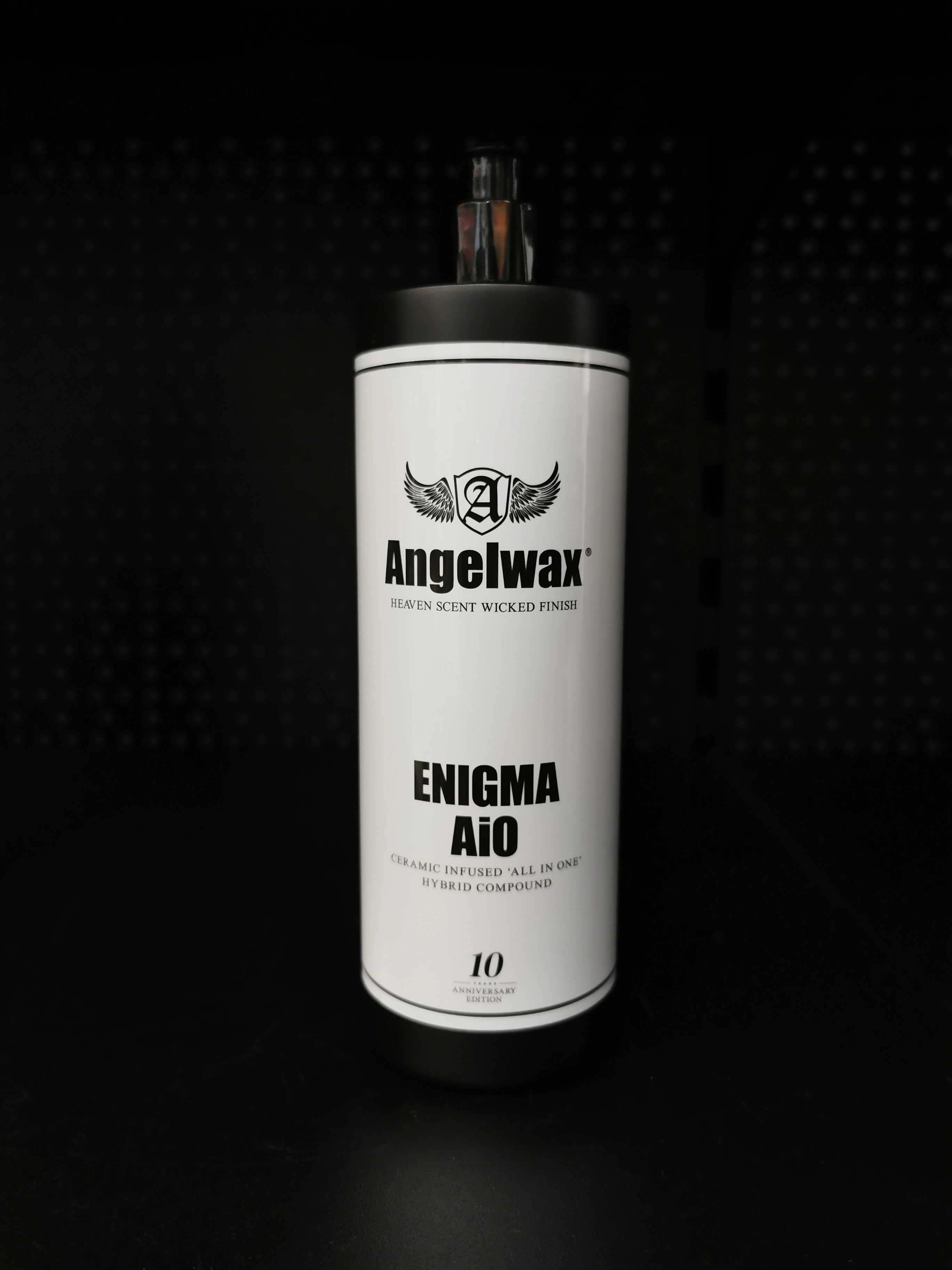 Angelwax Enigma AIO Car Wax 500ml bottle with SiO2 Quartz for paint protection and polishing