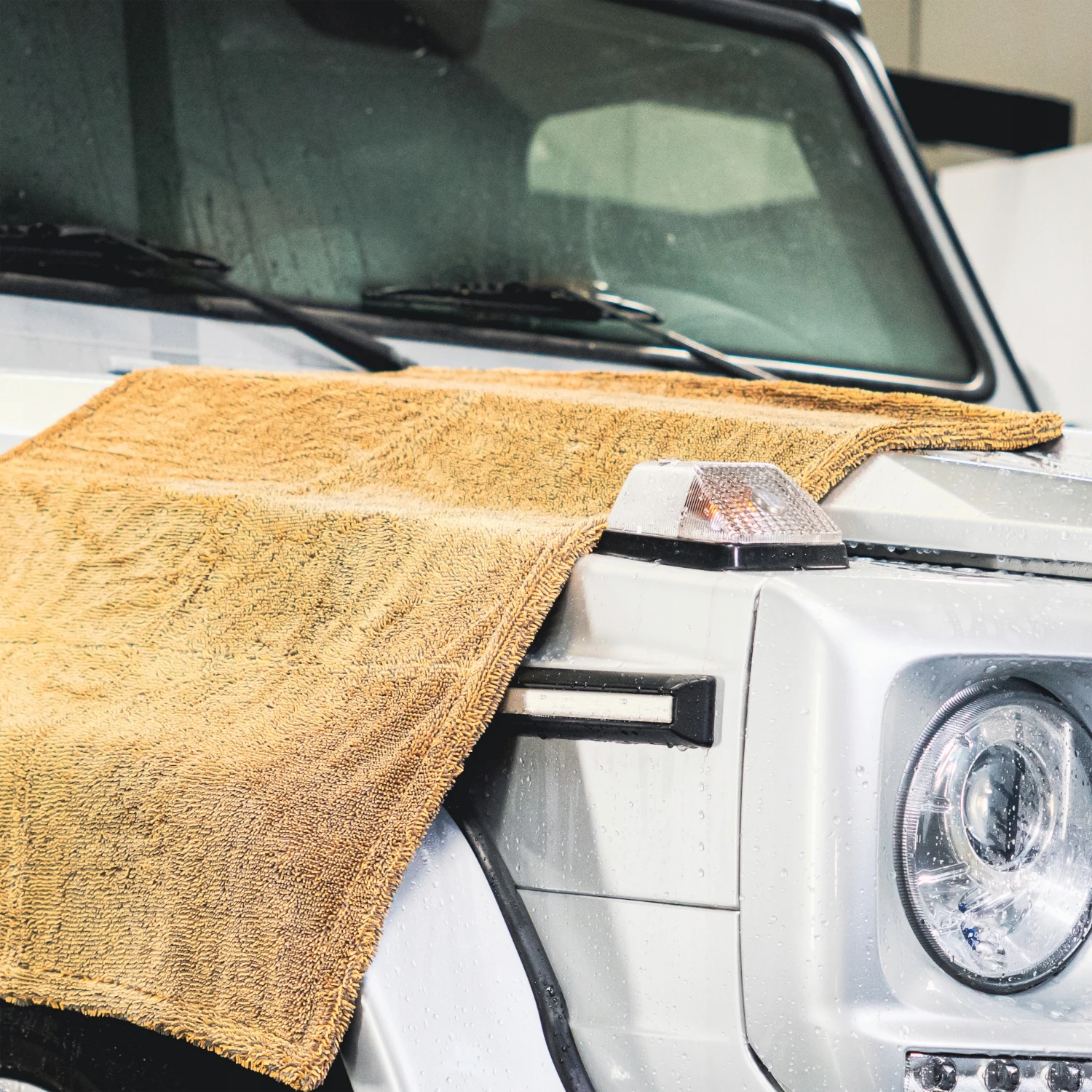 WORK STUFF Drying Towel in Microfibre measuring 90x73 cm for gentle drying of car bodywork and paintwork
