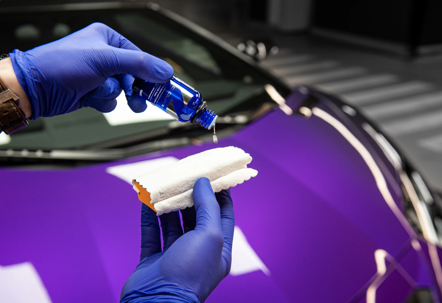 CarPro CQuartz SiC – prosta w aplikacji powłoka ochronna, zawiera węglik krzemu 50ml