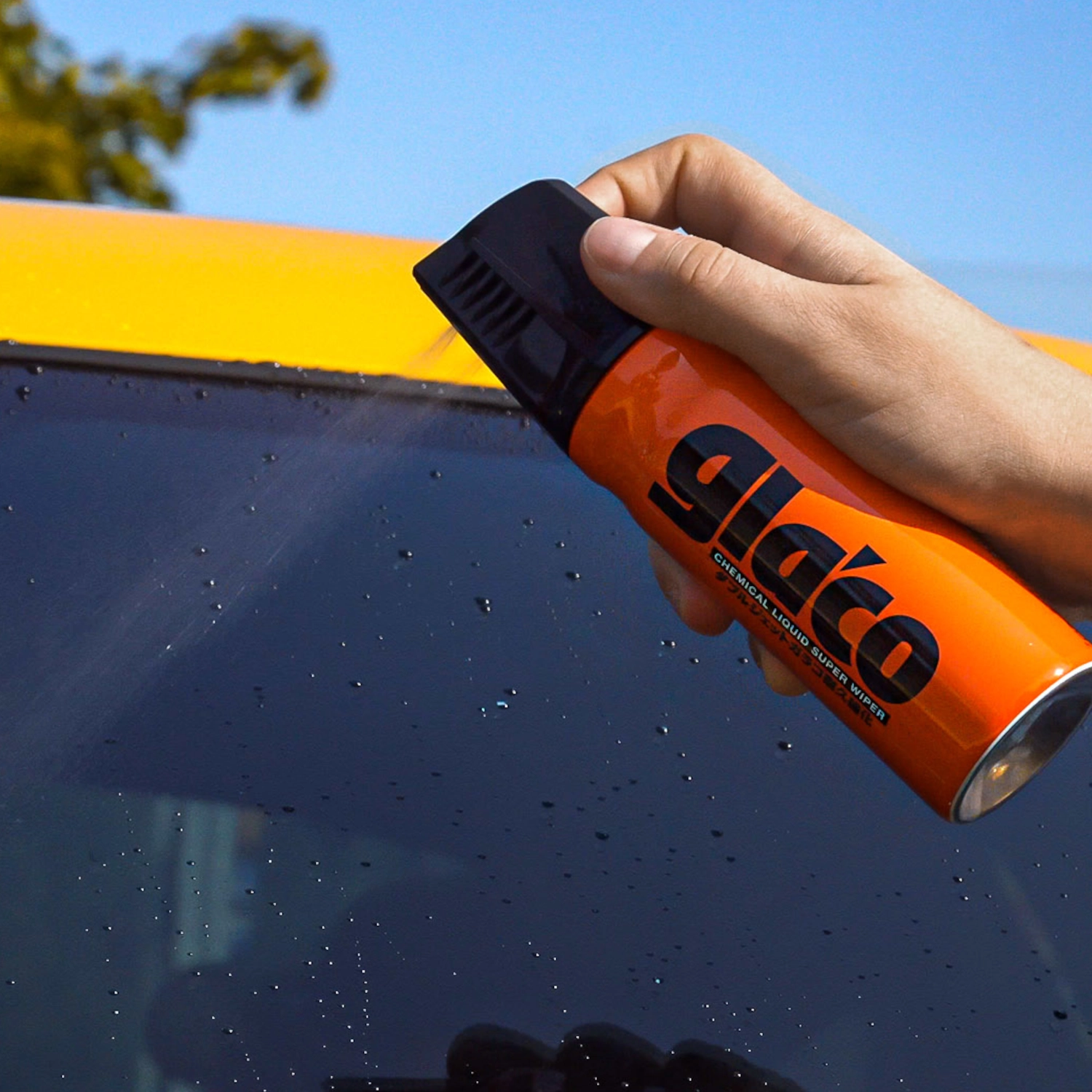 Soft99 Glaco „W” Jet Strong – łatwa i szybka w użyciu niewidzialna wycieraczka 180ml