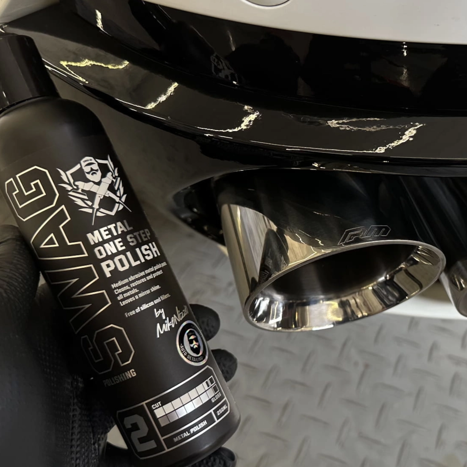 SWAG Metallpolish 250ml medium slipgrad för polering av avgassystem och fälgkanter
