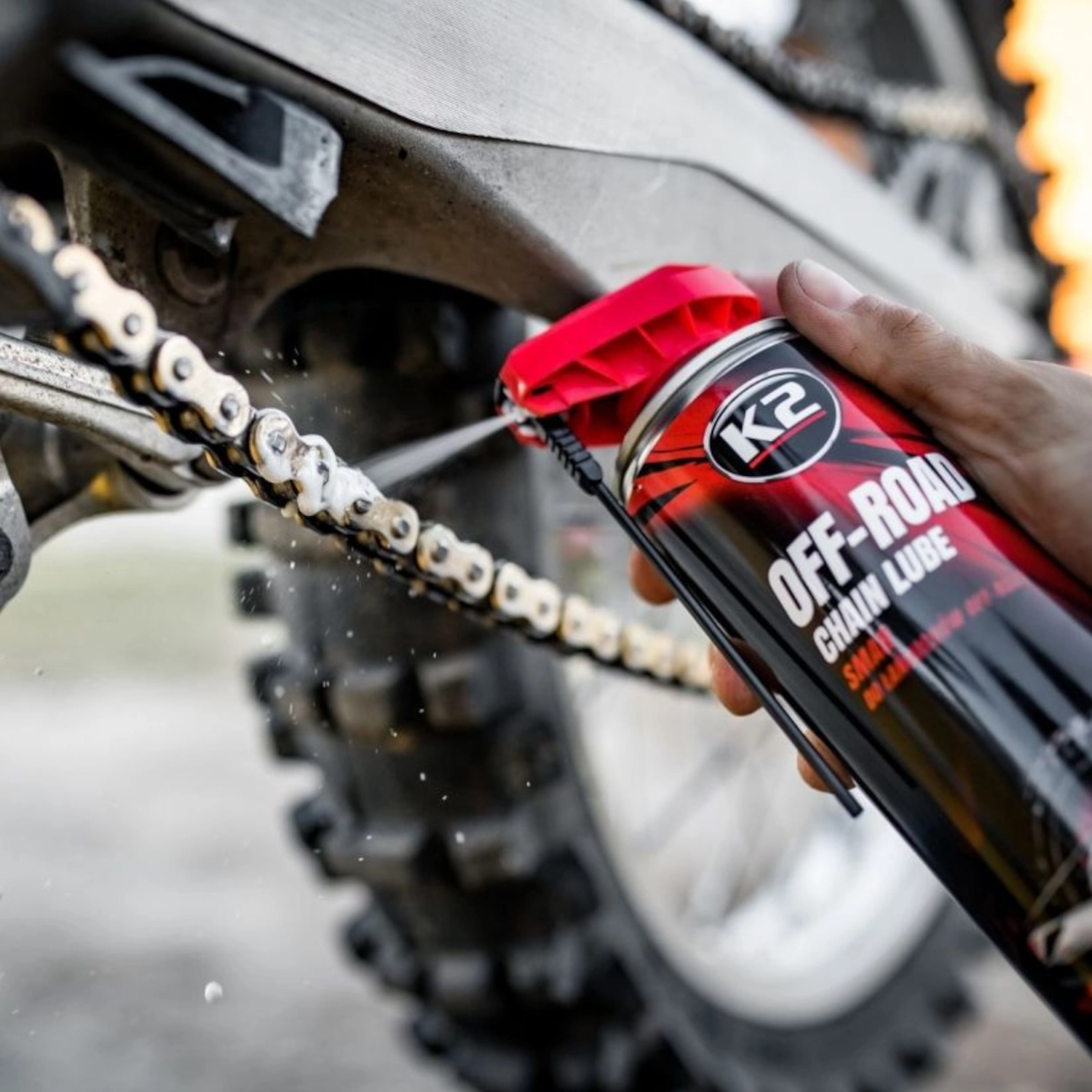 Off-Road Chain Lubricant 250ml by K2 for motorcycles and ATVs with high penetration and dirt-repellent protection