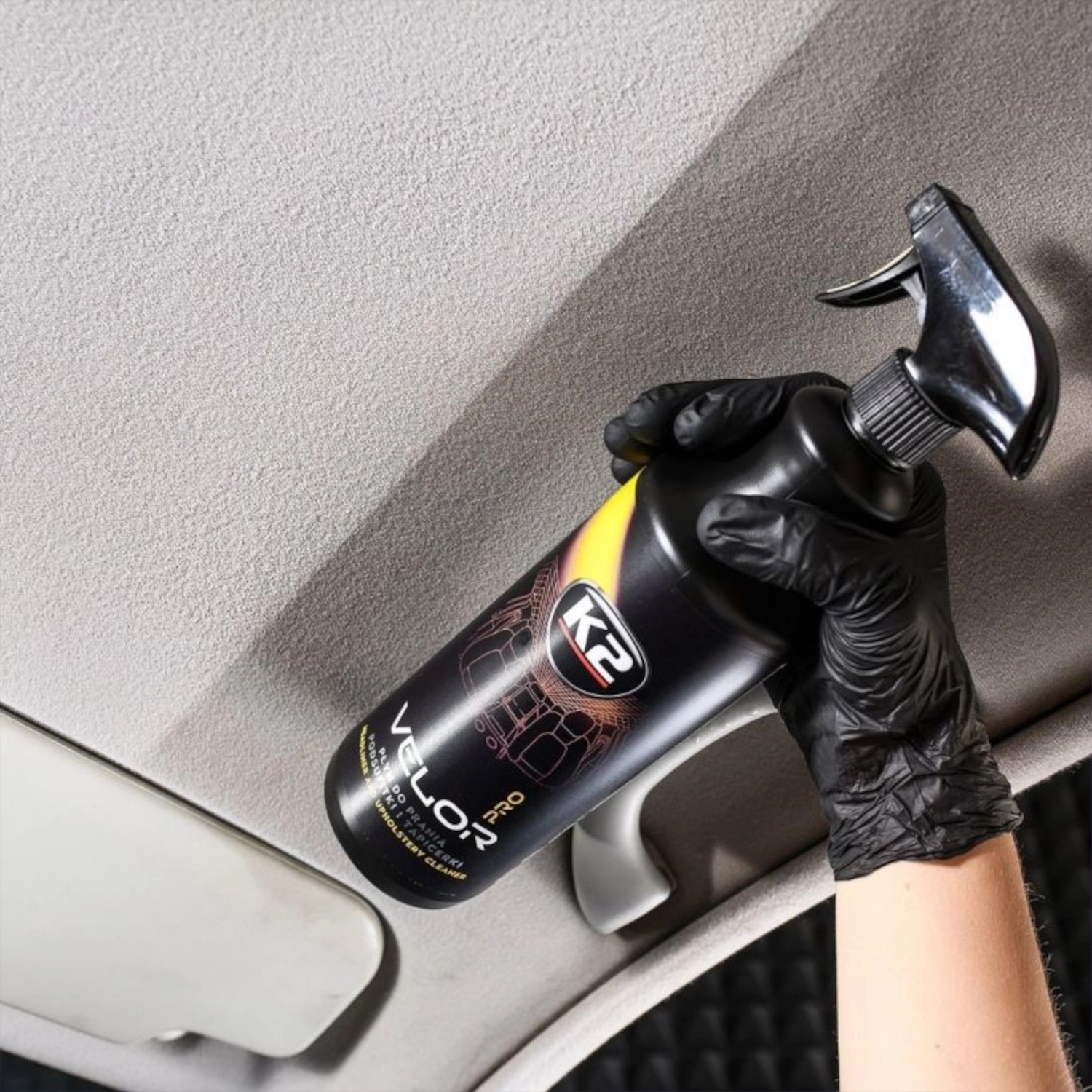 Car upholstery cleaner Velor PRO 1L spray bottle with mandarin scent for fabric, carpets and headliners