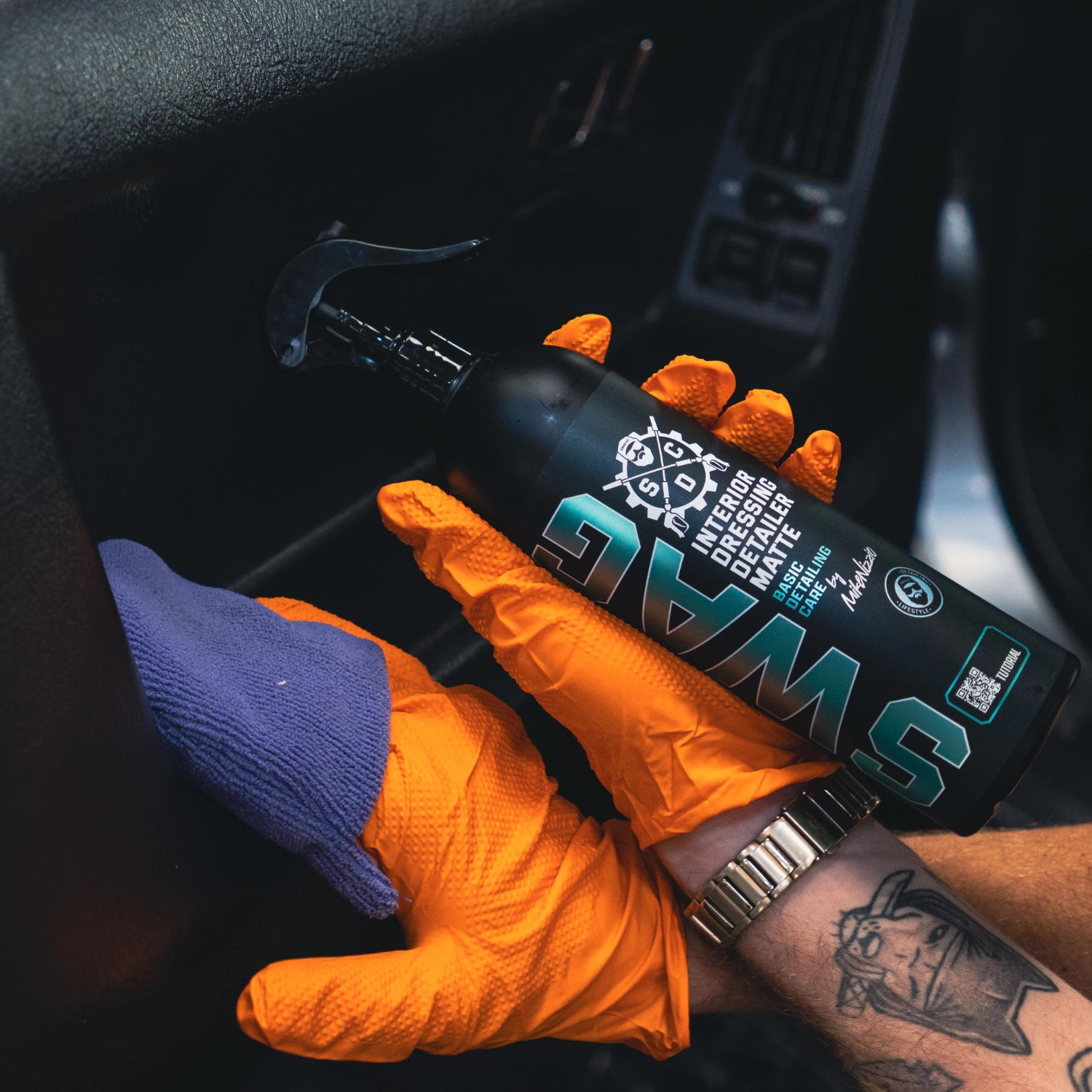 Matte Interior Dressing Detailer 500ml for plastic and rubber surfaces in car interiors with UV protection